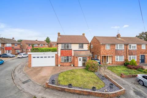 3 bedroom detached house for sale, The Close, Iver SL0