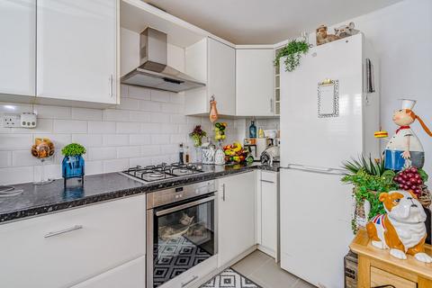 68 Leas Drive, Iver, SL0 9RD