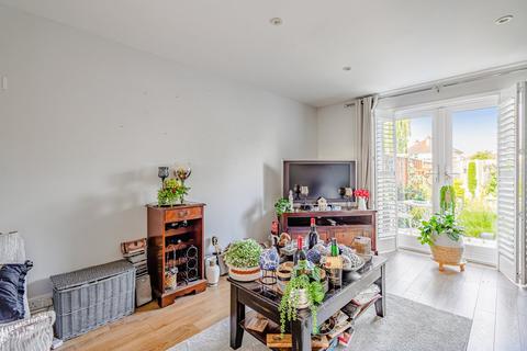 68 Leas Drive, Iver, SL0 9RD