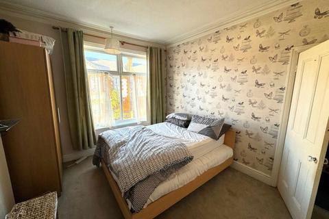 4 bedroom semi-detached house for sale - Alexandra Road, Crosby, Liverpool, Merseyside, L23 7TG