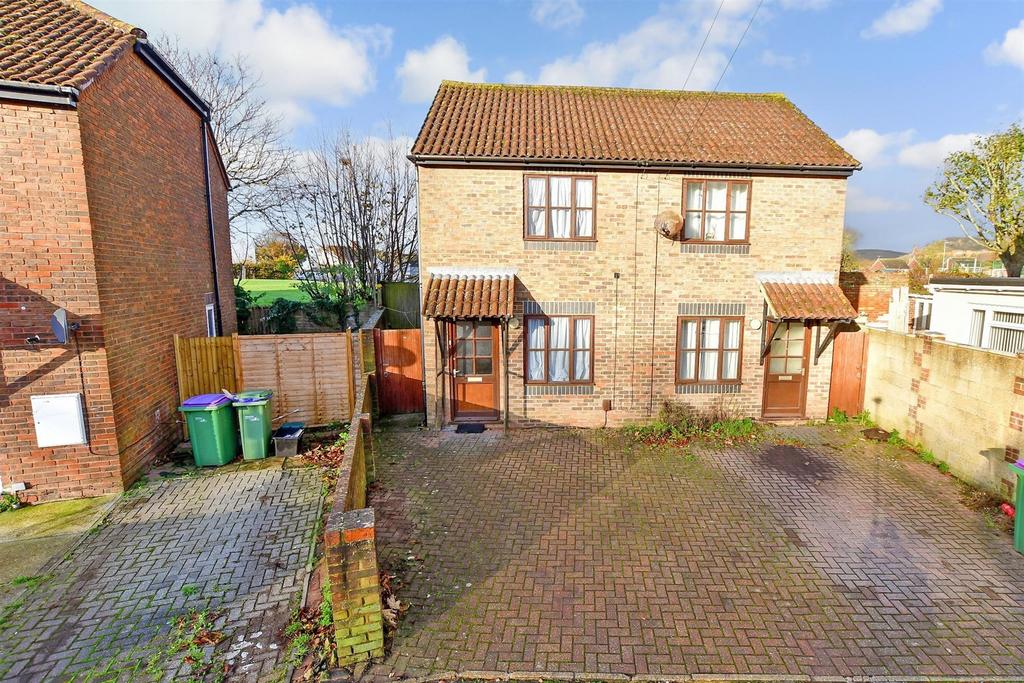Gladstone Road, Folkestone, Kent 1 bed semidetached house for sale £