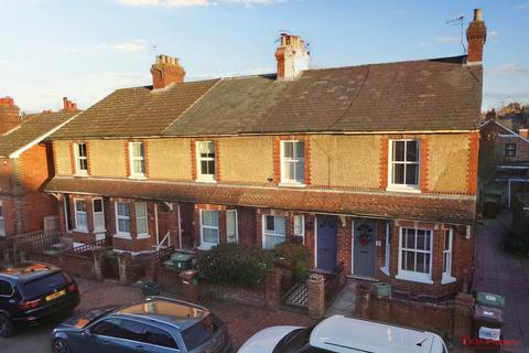 2 bedroom end of terrace house for sale - Meadow Road, Rusthall, Tunbridge Wells