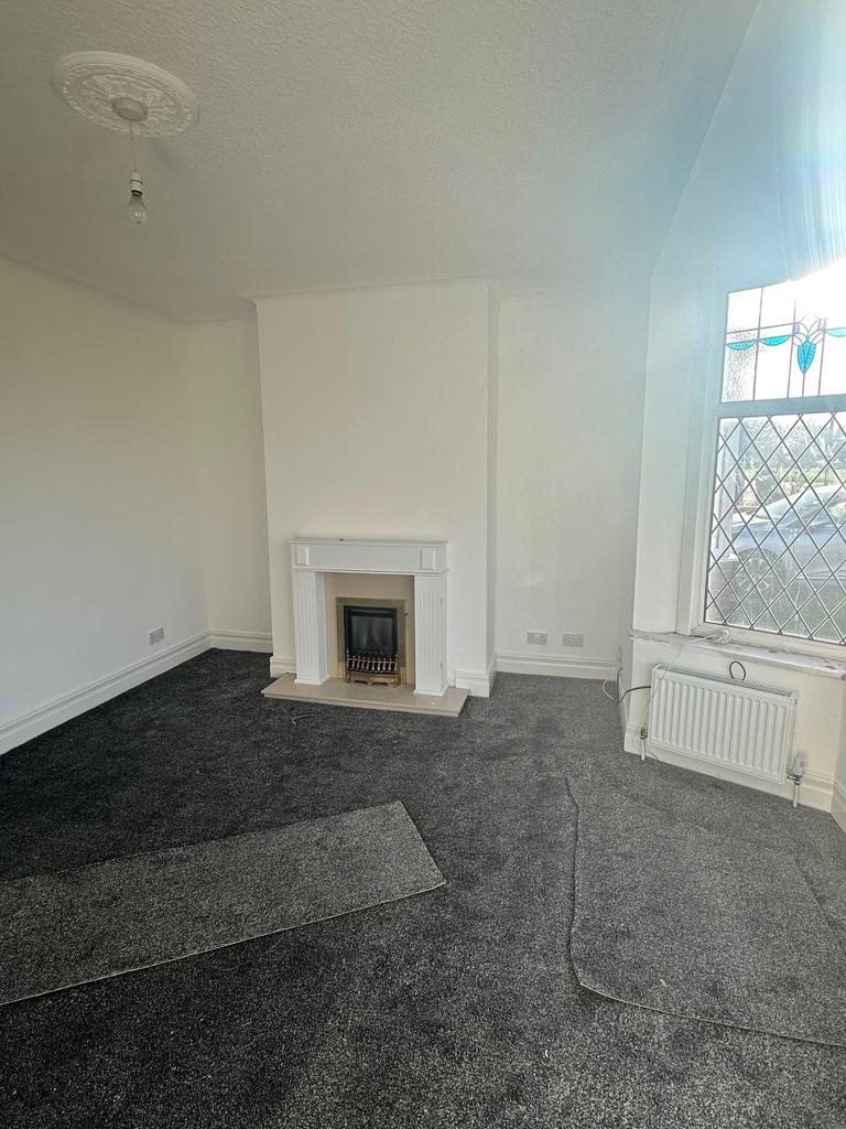 Brampton Place, North Shields NE29 3 bed semidetached house £900 pcm