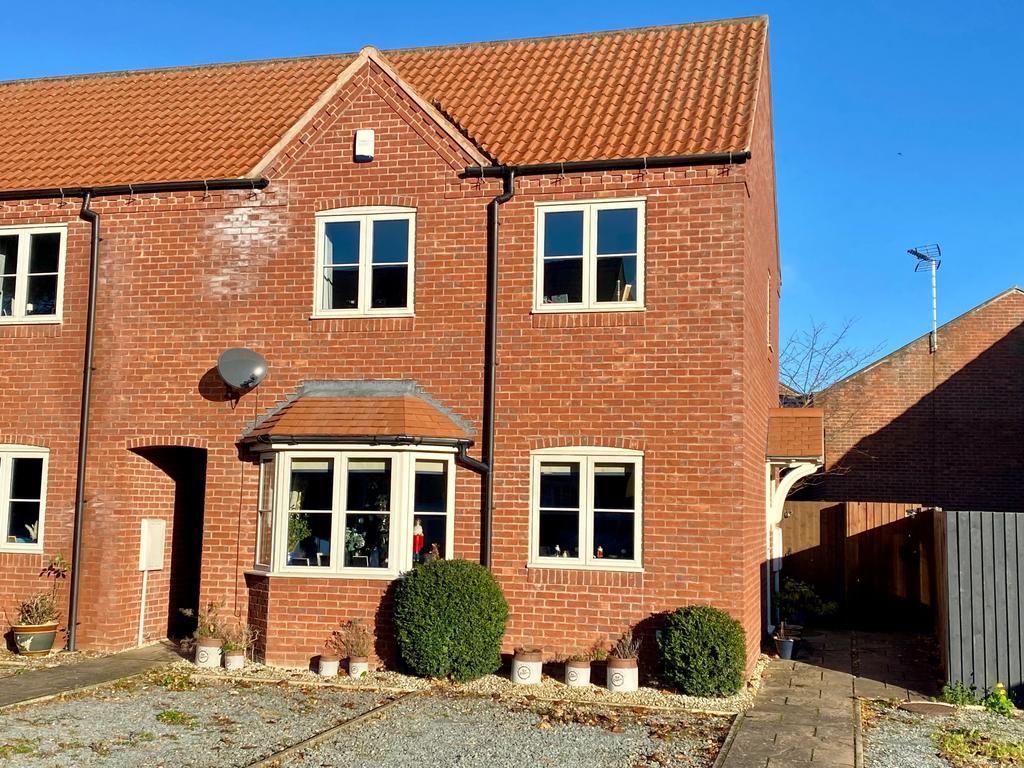 Moreton Close, Great Gonerby, NG31 2 bed semidetached house for sale