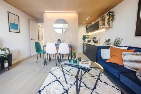 2 bedroom apartment for sale, Sky Gardens Spinners Way, Castlefield, Manchester