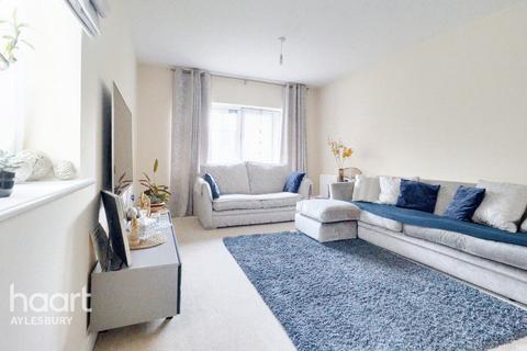 5 Amber Close, Aylesbury, HP18 0UG