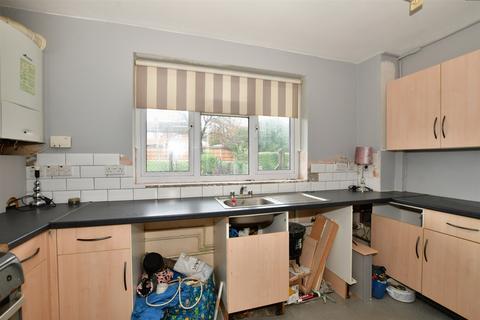 1 bedroom ground floor flat for sale - Manford Way, Chigwell, Essex