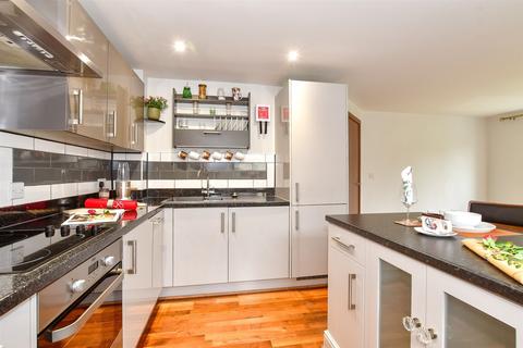 1 bedroom ground floor flat for sale - Olympia Way, Whitstable, Kent