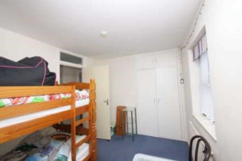 2 bedroom flat to rent, Gobbitts Yard, Suffolk