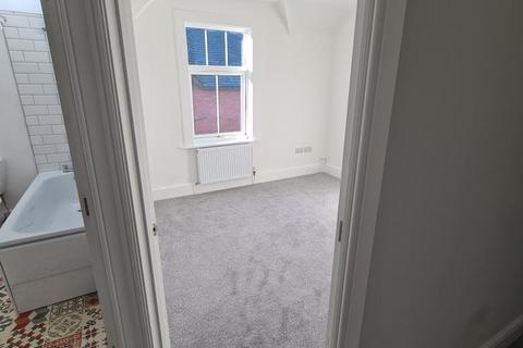 1 bedroom apartment to rent, Llandrindod Wells,  Powys,  LD1