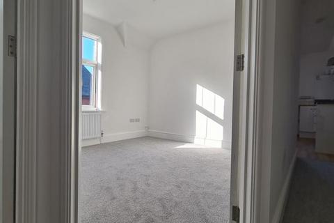 1 bedroom apartment to rent, Llandrindod Wells,  Powys,  LD1