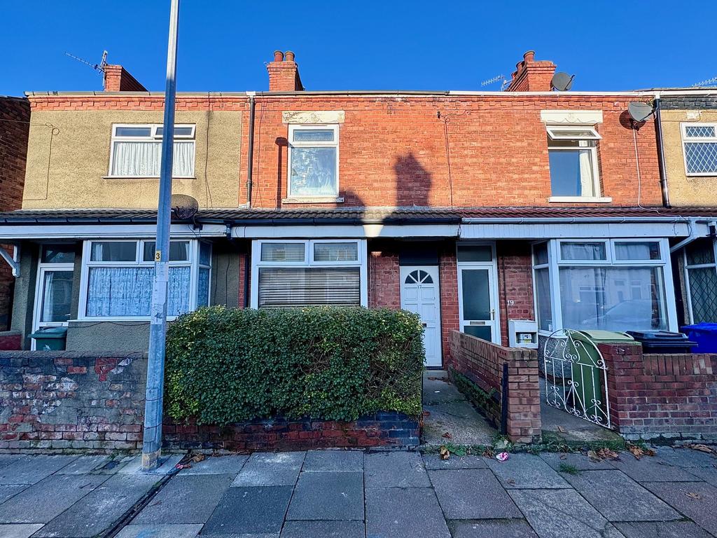 Fairmont Road, Grimsby, DN32 2 bed terraced house £550 pcm (£127 pw)