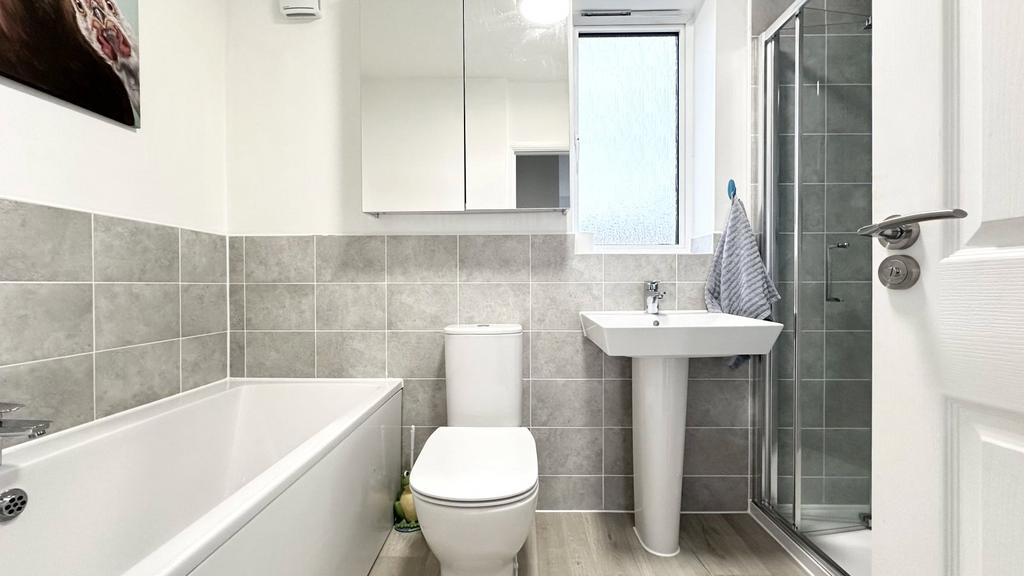 Family Bathroom: