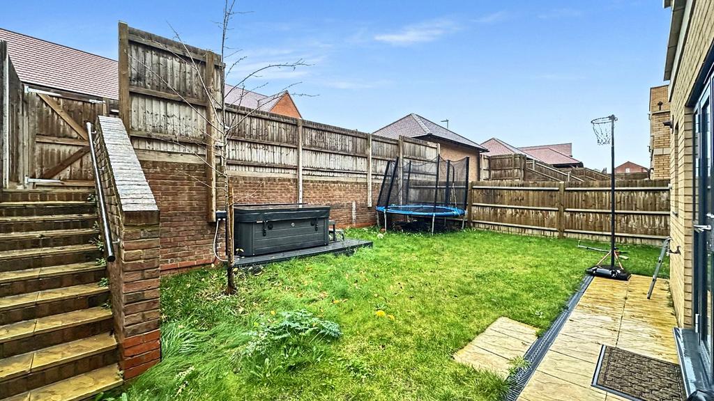 Rear Garden: