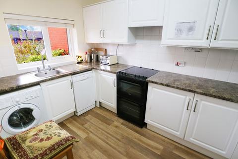 6 Icknield Court, Bidford On Avon, Alcester, B50 4AZ
