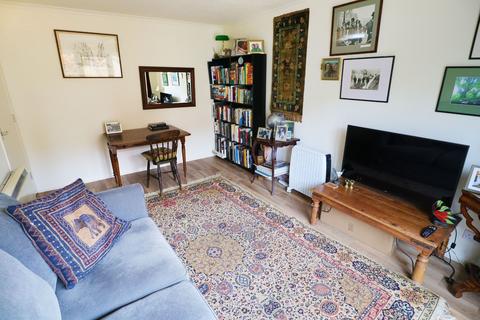 6 Icknield Court, Bidford On Avon, Alcester, B50 4AZ