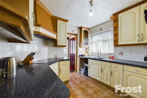 13 Beech Close, Ashford, TW15 1PN