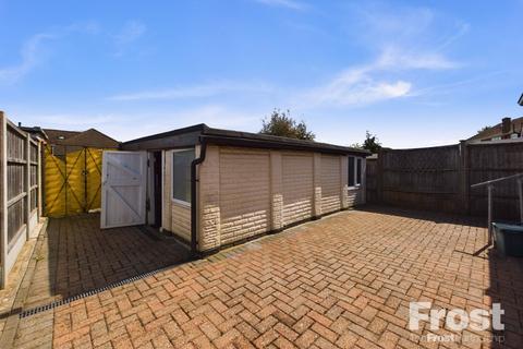 13 Beech Close, Ashford, TW15 1PN