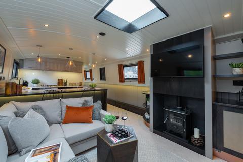 2 bedroom houseboat for sale - at Hazlemere Marina, Berth 1, Hazlemere Marina EN9