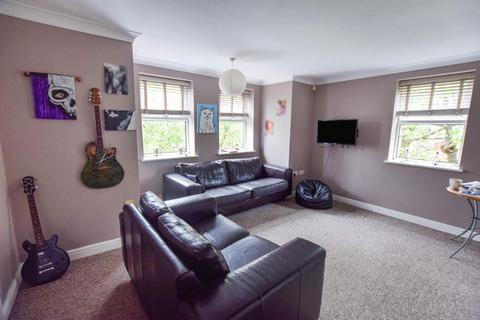 2 bedroom flat to rent - Westcliffe, 94 Wellington Road, Eccles, Manchester, M30