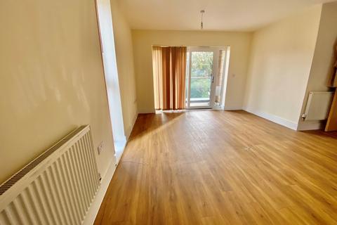 2 bedroom apartment for sale - Farnborough Road, Locking, Weston-super-Mare, Somerset, BS24