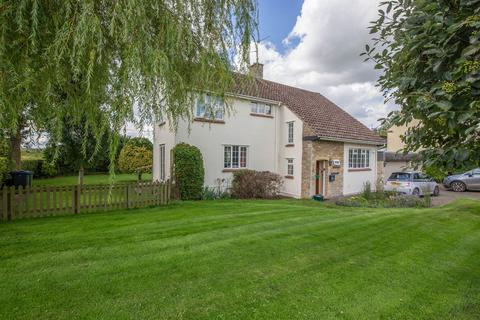 1 Follyfield, Hankerton, Malmesbury, SN16 9LA