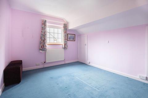 1 Follyfield, Hankerton, Malmesbury, SN16 9LA