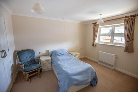 2 bedroom retirement property for sale - Priory Way, Malmesbury, SN16