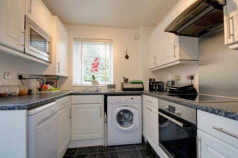 3 bedroom semi-detached house for sale, Autumn Glades, Leverstock Green