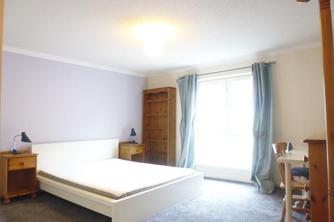 2 bedroom flat to rent - 26, Fettes Row, Edinburgh, EH3 6RL