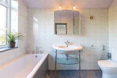 648 Bath Road, Taplow, Maidenhead, SL6 0NZ