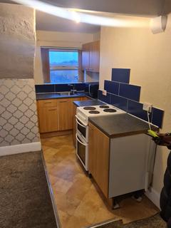 1 bedroom in a house share to rent - Bolton Road, Salford M6