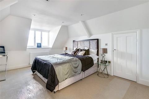 3 bedroom flat to rent, Queens Gate Terrace, South Kensington, London