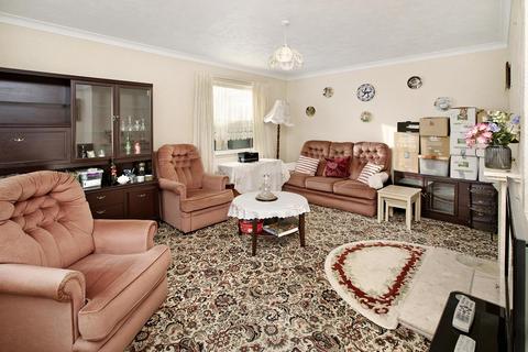 3 bedroom bungalow for sale, Courtenay Close, Starcross, EX6
