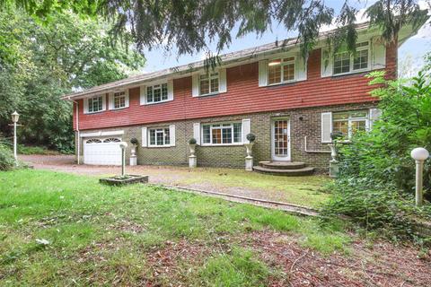 7 bedroom detached house for sale - Luxford Lane, Crowborough, East Sussex, TN6
