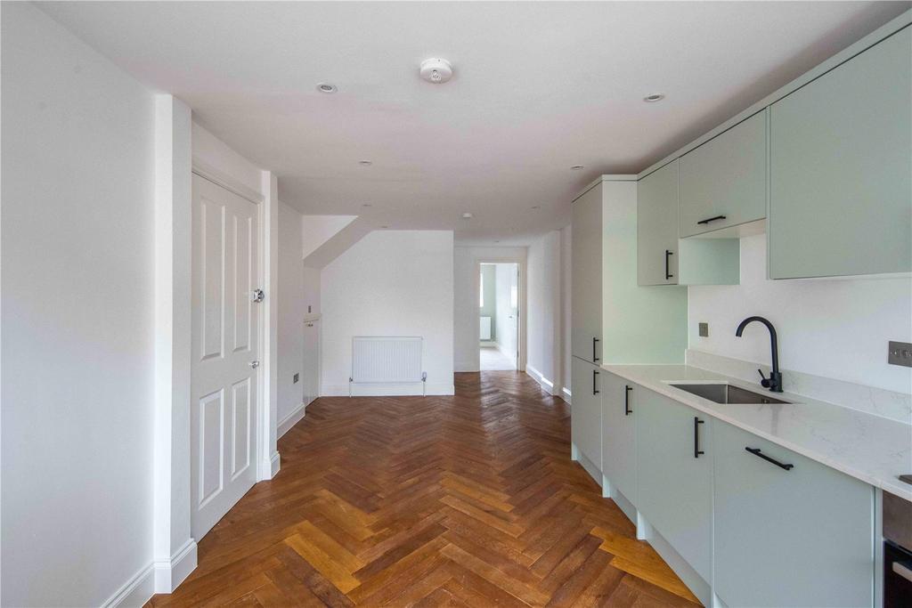 Living Room/Kitchen