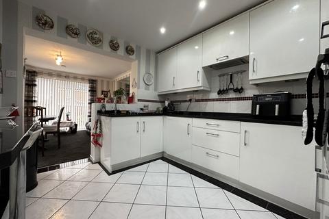 32 Braemar Drive, South Shields, NE34 7TZ