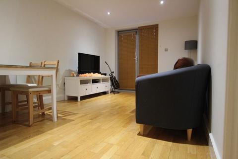 2 bedroom flat to rent, 76 Ropewalk Court, City Centre, Nottingham, NG1 5AB