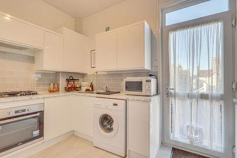 4a Ceylon Road, Westcliff-on-sea, SS0 7HP