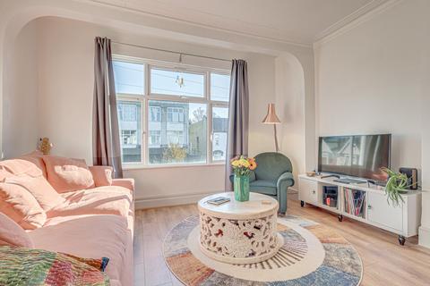4a Ceylon Road, Westcliff-on-sea, SS0 7HP
