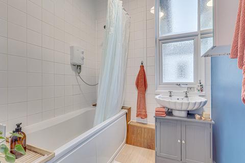 4a Ceylon Road, Westcliff-on-sea, SS0 7HP