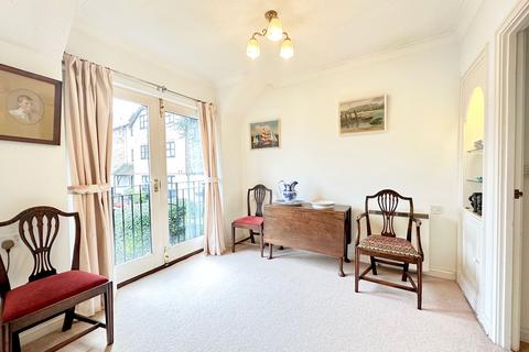 2 bedroom apartment for sale - Watling Street, Slade Court Watling Street, WD7