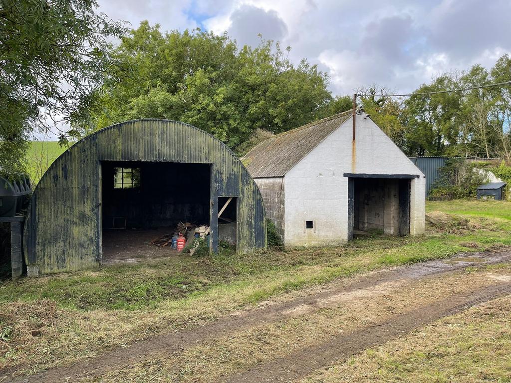 Mathry SA62 4 bed property with land for sale £750,000