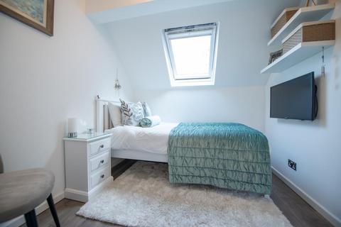 25 Cotswold Meadow, Witney, OX28 5FA
