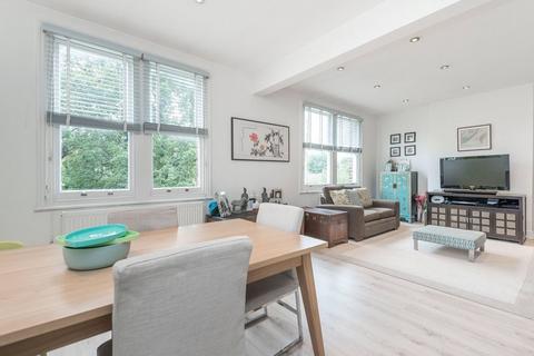 3 bedroom duplex for sale - Lydford Road, Willesden Green, NW2