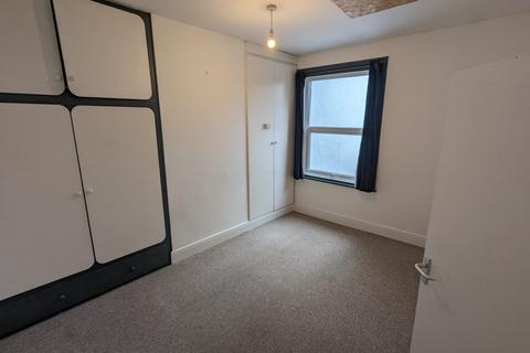 2 bedroom flat to rent, Sefton Park Road, Bristol