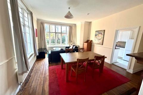 1 bedroom flat to rent, Kinburn Drive, Egham Hill, Egham, Surrey, TW20