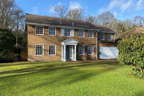 5 bedroom detached house for sale, Ince Road, Burwood Park, Walton-on-Thames, KT12