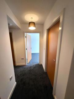 2 bedroom apartment to rent, Manor Court, Altrincham Road, Manchester