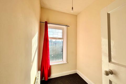 3 bedroom terraced house to rent - Burrow Road, Preston PR1